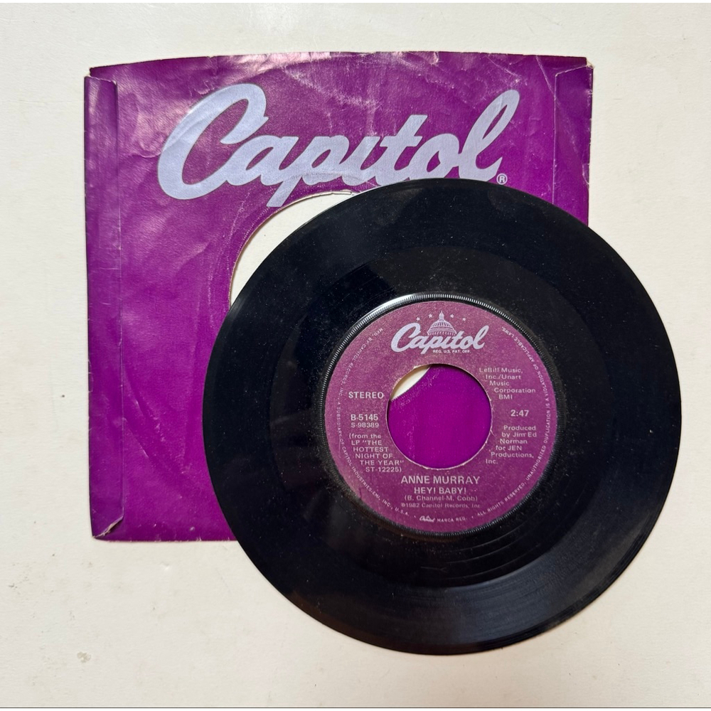1982 Capital Records 45 RPM Anne Murray “Hey! Baby!”
